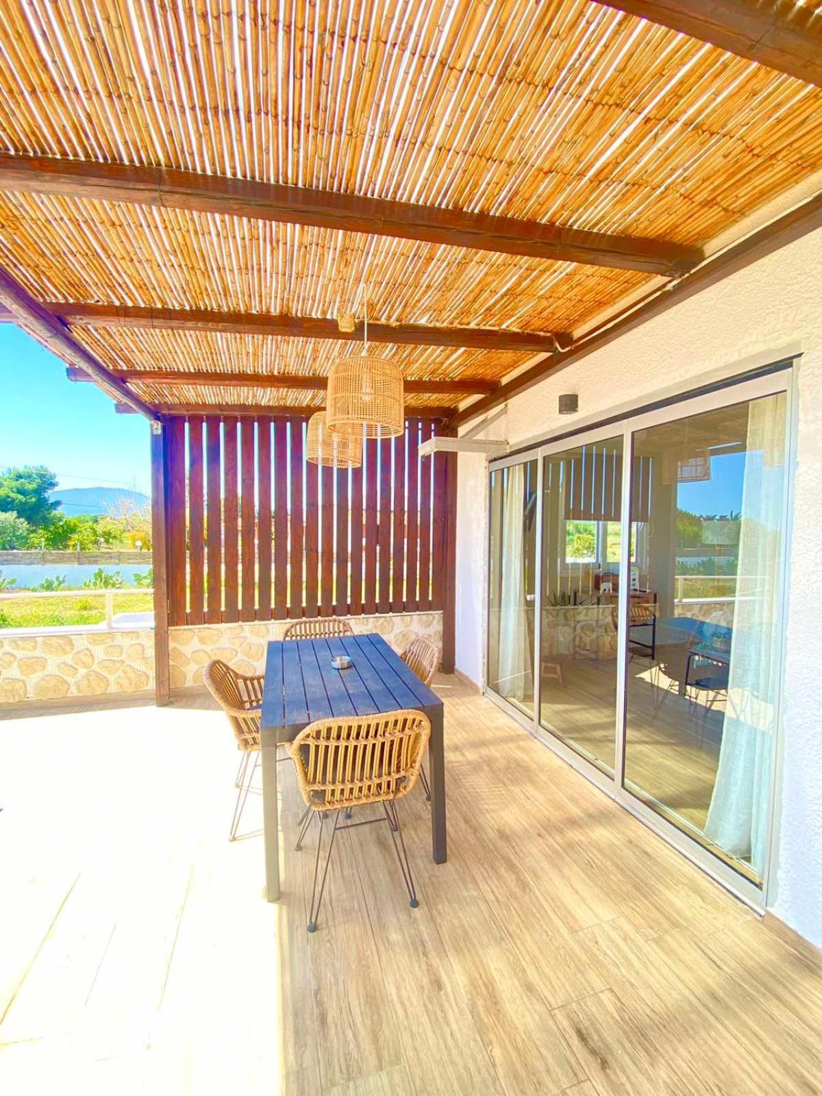 Boho Natural Beachfront Detached House Analipsis  Exterior photo
